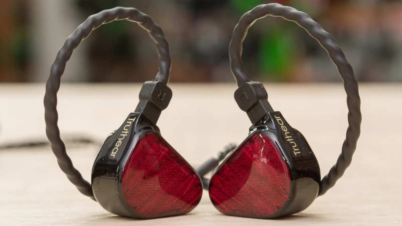 Truthear x Crinacle Zero Red Dual Dynamic Iems