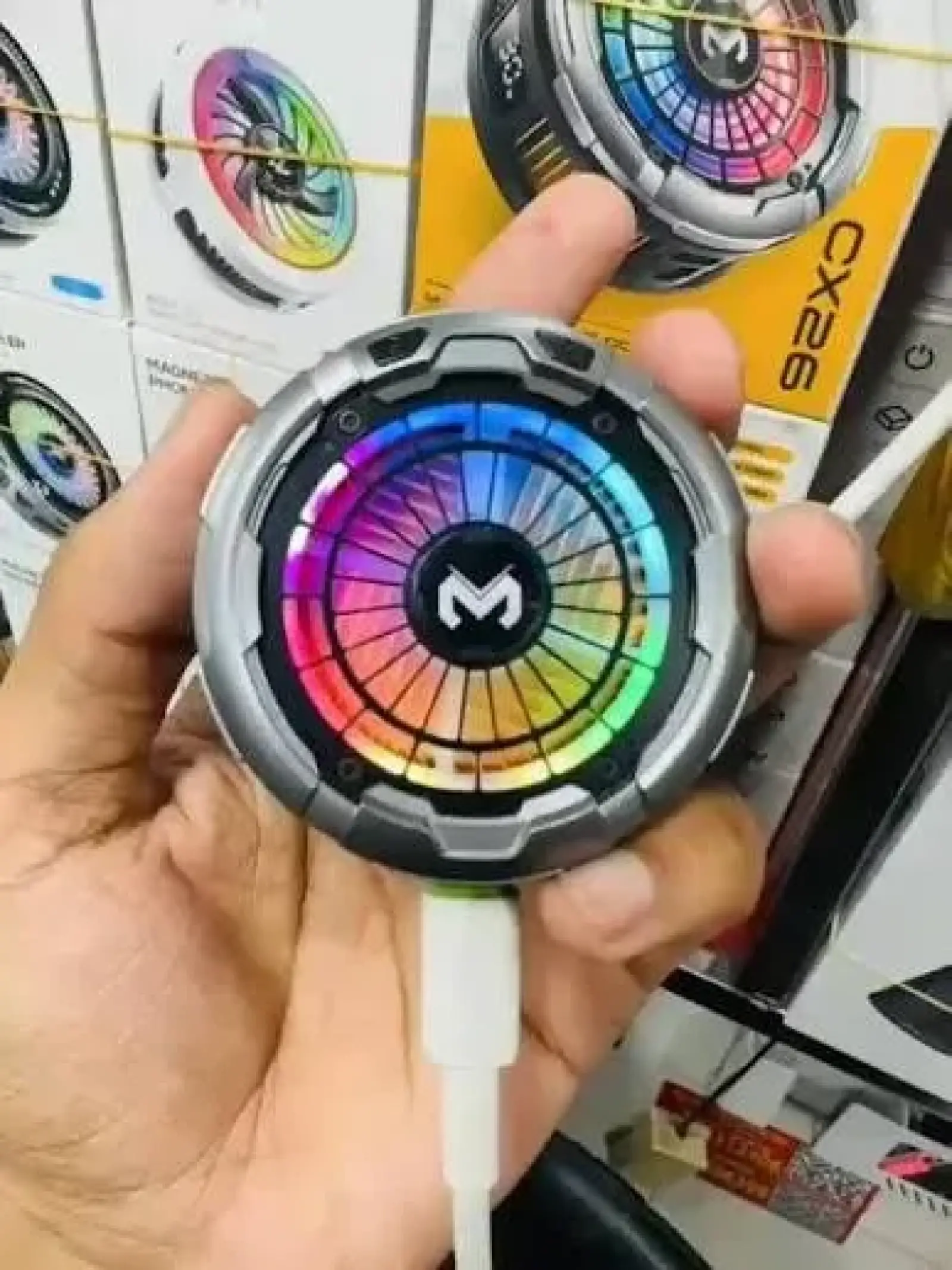 MEMO CX26 Magnetic Semiconductor Phone Cooler - Image 4